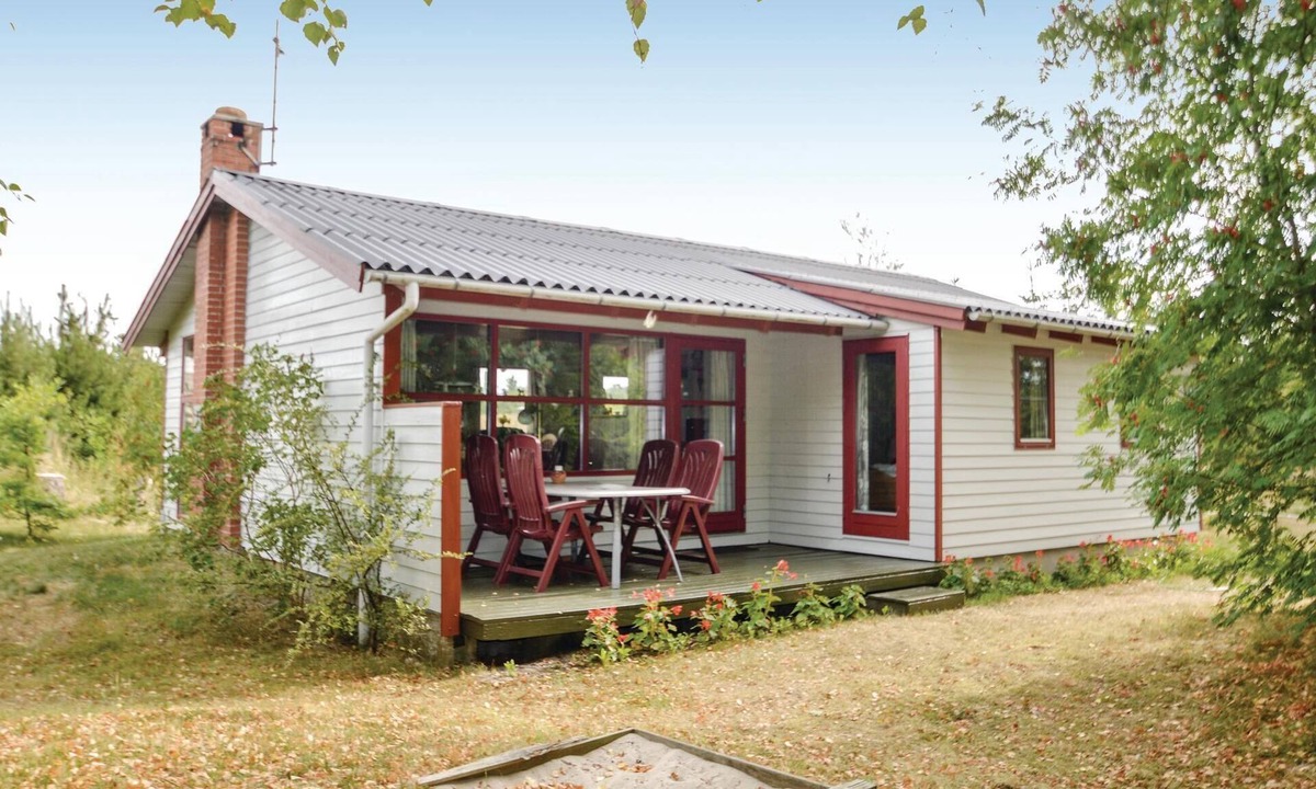 Trend House | 2 bedroom awesome home in Løgstør