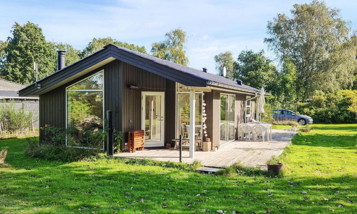 Marup House | 2 bedroom awesome home in Samsø