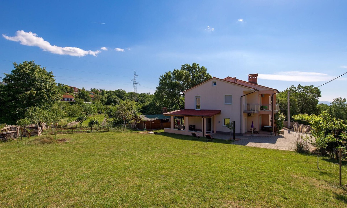 Kastav Apartment | 2 bedroom beautiful apartment in Kastav