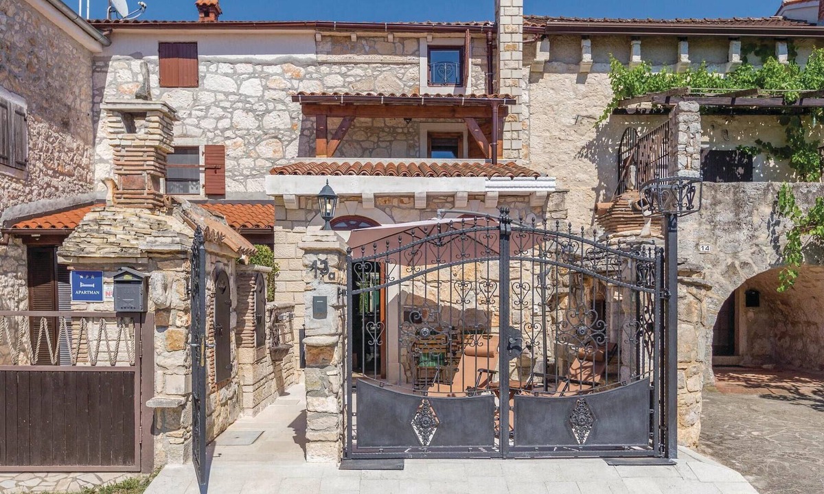 Jasenovica House | 2 bedroom beautiful home in Porec