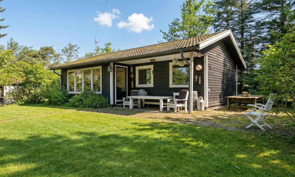 Bronde House | 2 bedroom beautiful home in Orø