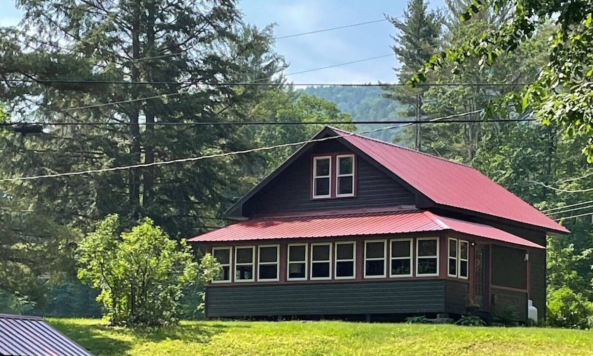 Town of Benson Cabin | 2-bedroom cabin nestled in the Adirondack Park