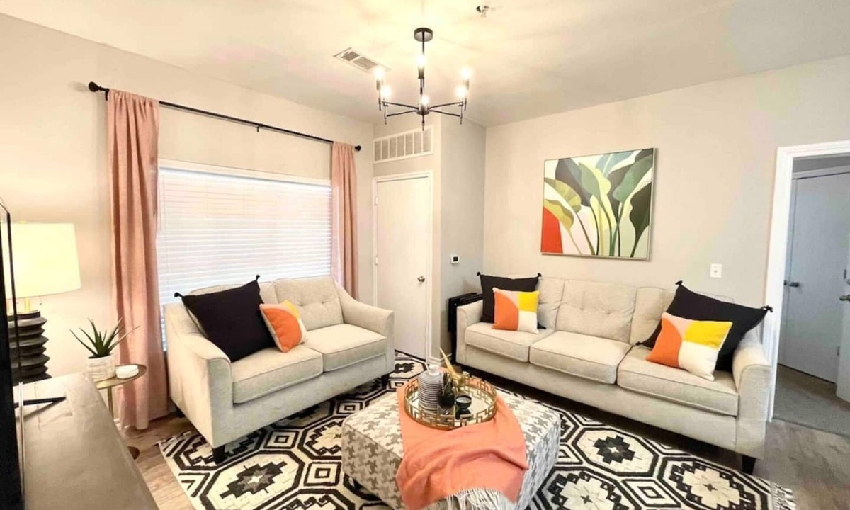 Stillwater Condo | 2 Bedroom Campus Condo with Pool