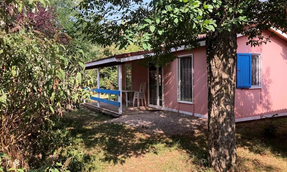 Montlaur Ski Chalet | 2-bedroom chalet sleeps 5