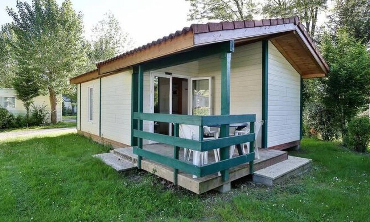 Les Achards Ski Chalet | 2-bedroom chalet with terrace in Les Achards