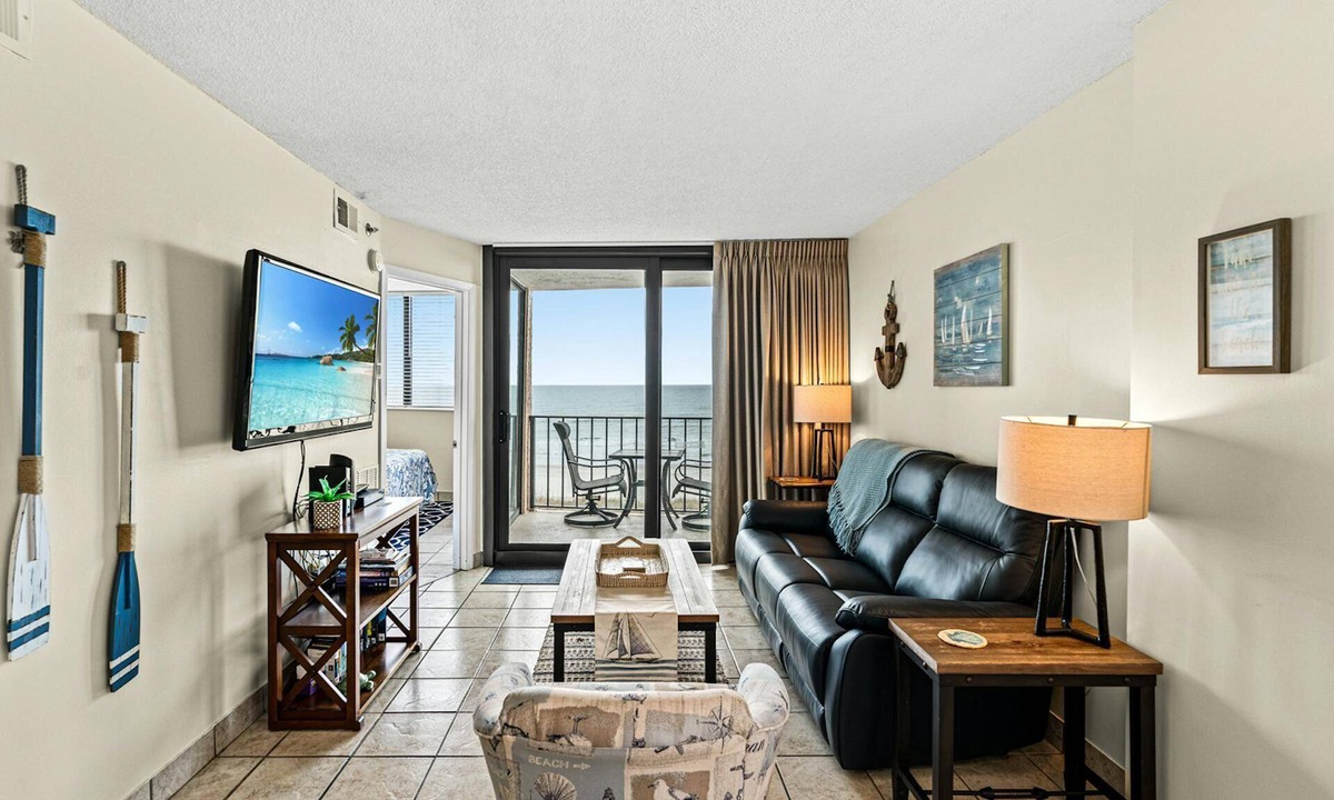 Crescent Beach Condo | 2-bedroom Corner Unit with private balcony | Carolina Reef - 301