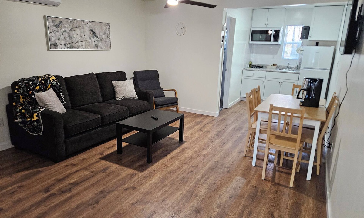 Lebanon Condo | 2-bedroom Condo #2 at Bennettscape Lodge with WiFi, AC by Bennett Spring Park