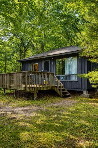Carling House | 2-Bedroom Cottage #6 - Sand Bay