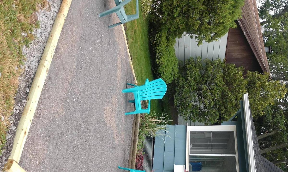 Hilton Cottage | 2 bedroom Cottage & Waterfront