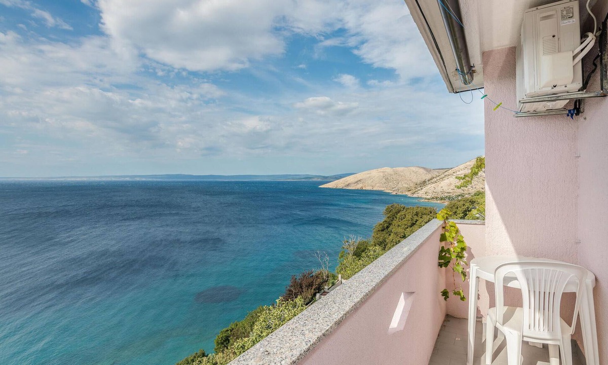 Stara Baska Apartment | 2 bedroom cozy apartment in Stara Baska 1