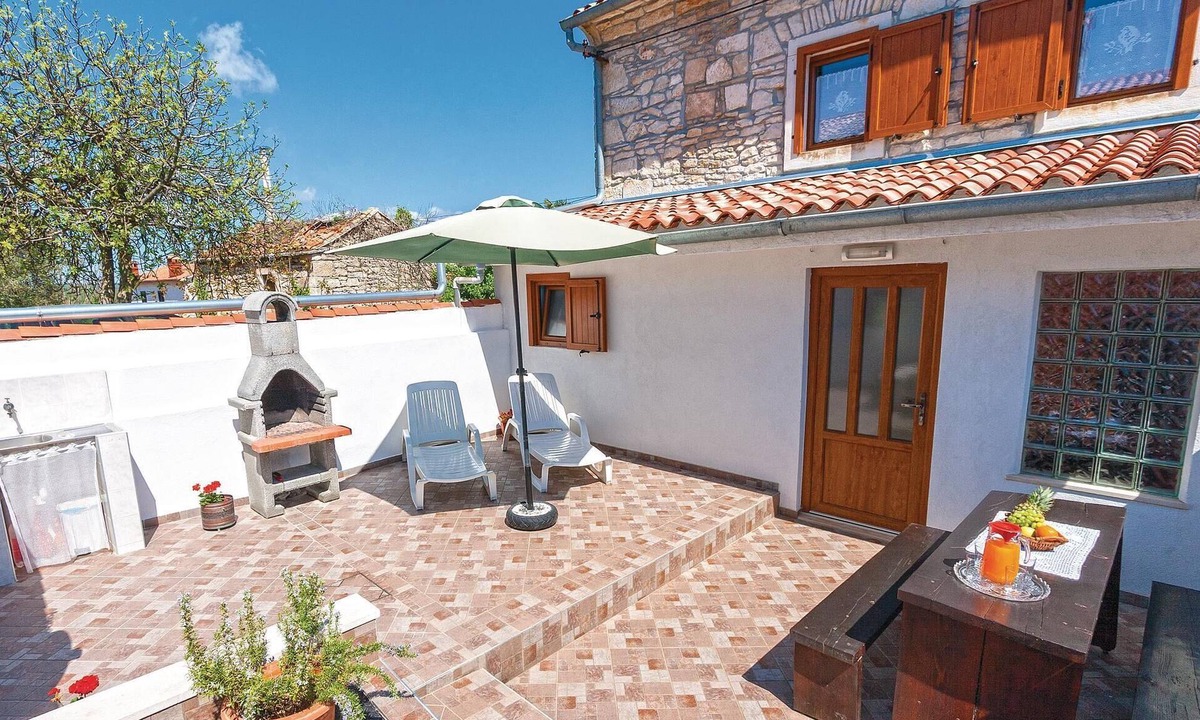 Rakalj House | 2 bedroom cozy home in Rakalj
