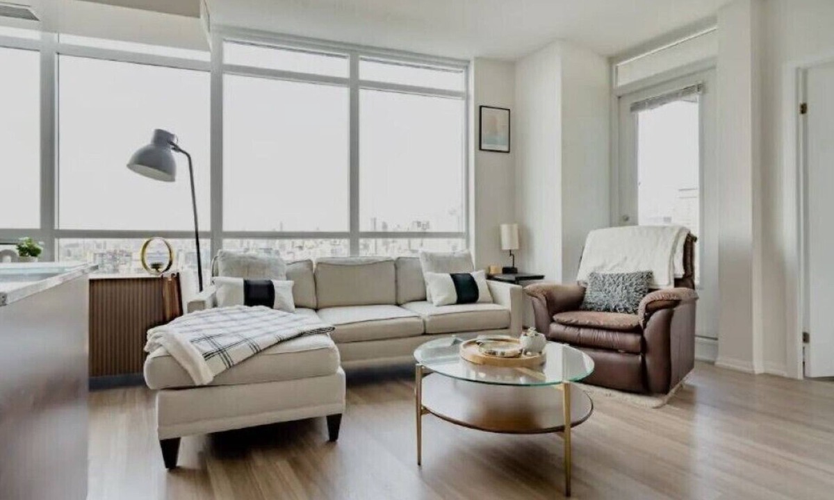Fort York Condo | 2-Bedroom Downtown Toronto (Free Parking): Shorter Rentals Available (please DM)