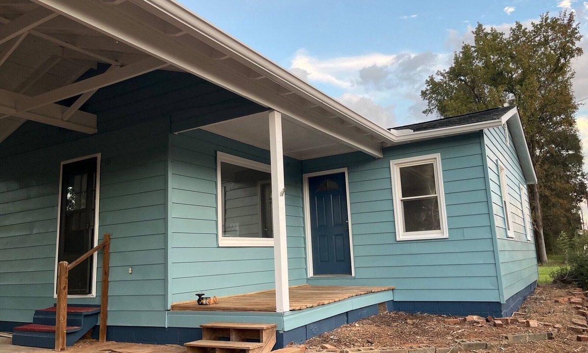 Dewy Rose House | 2+ bedroom Farm house