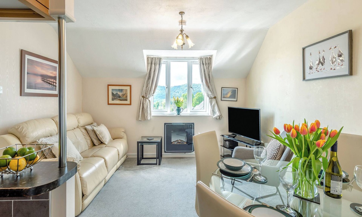 Bowness-on-Windermere Cottage | 2 bedroom accommodation in Bowness-on-Windermere