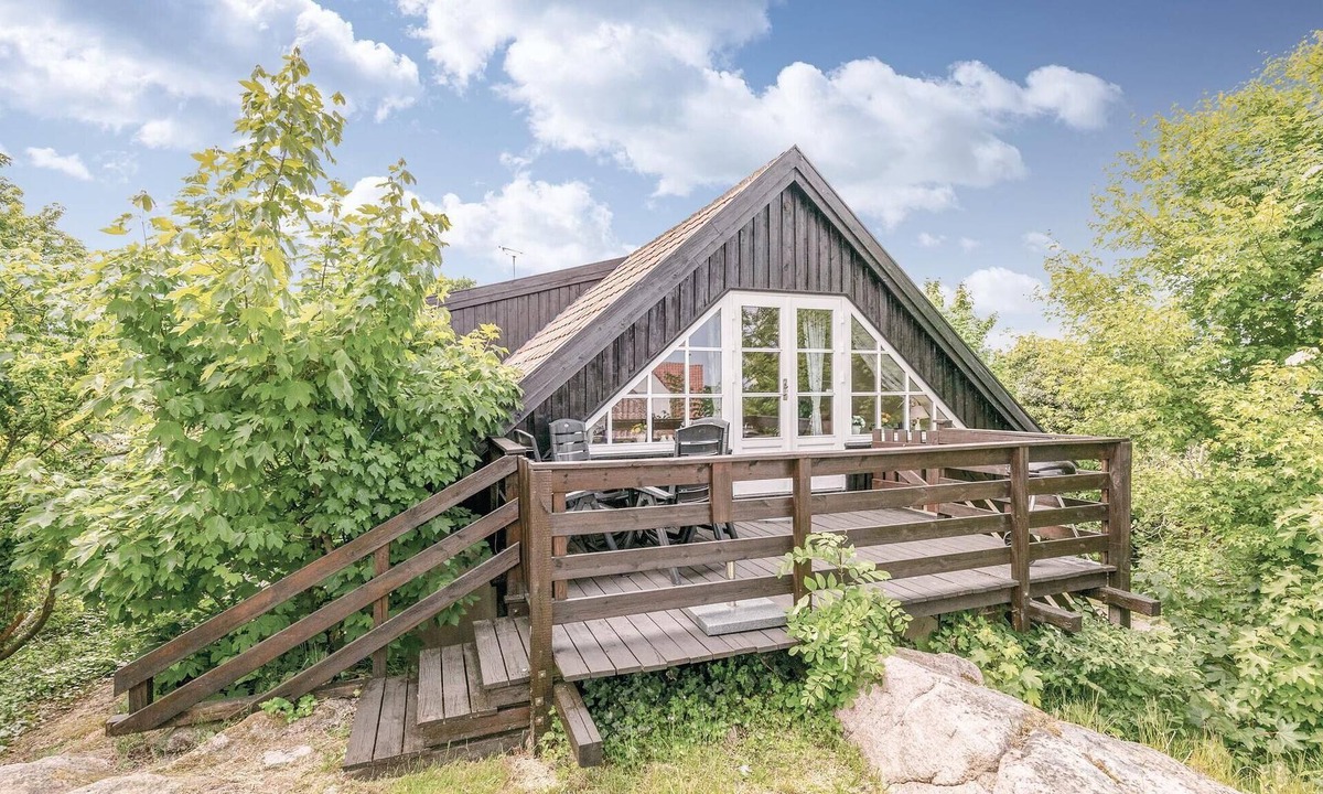 Sandvig Apartment | 2 bedroom gorgeous apartment in Allinge