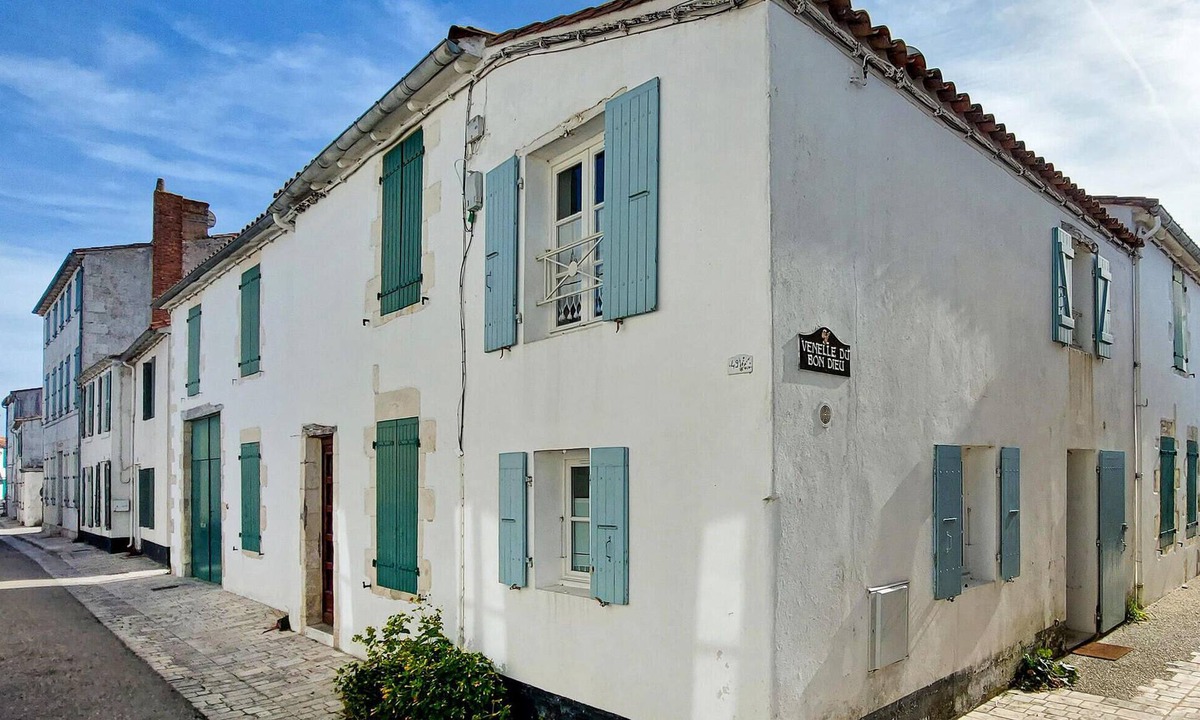 Ars-en-Re House | 2 bedroom gorgeous home in Ars-en-Ré