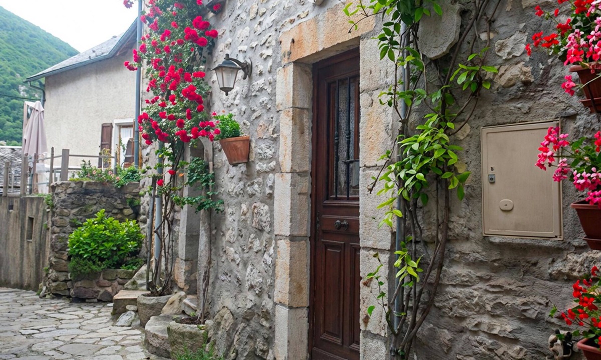 La Malene House | 2 bedroom gorgeous home in La Malène