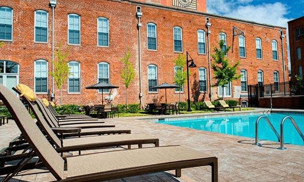 Downtown Apartment | 2 Bedroom Historic Brick Getaway with Wifi