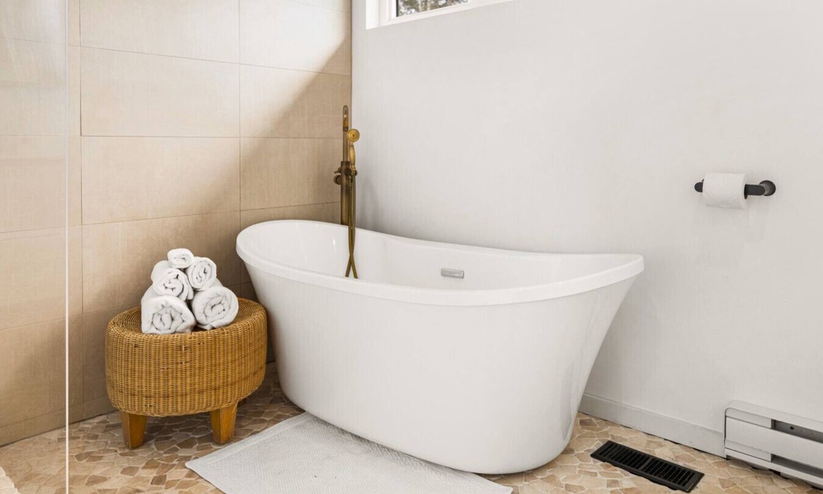 Moncton House | 2 Bedroom home in Notre Dame, NB