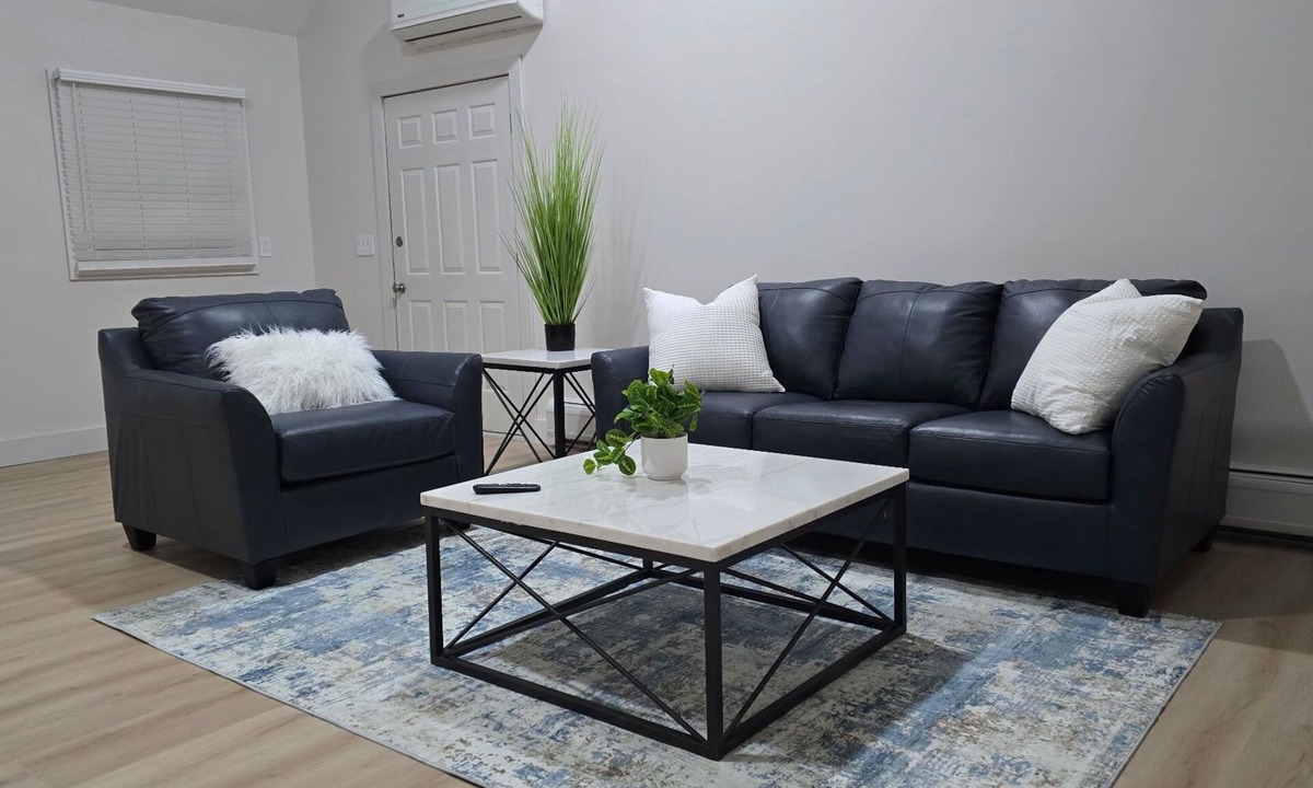 Blossvale Apartment | 2 Bedroom Home in Sylvan Beach