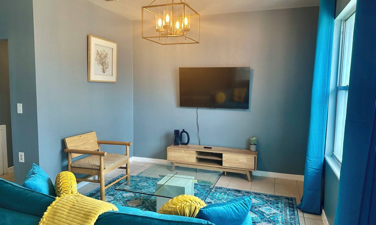 Lakeshore South House | 2 Bedroom House-Screened Patio