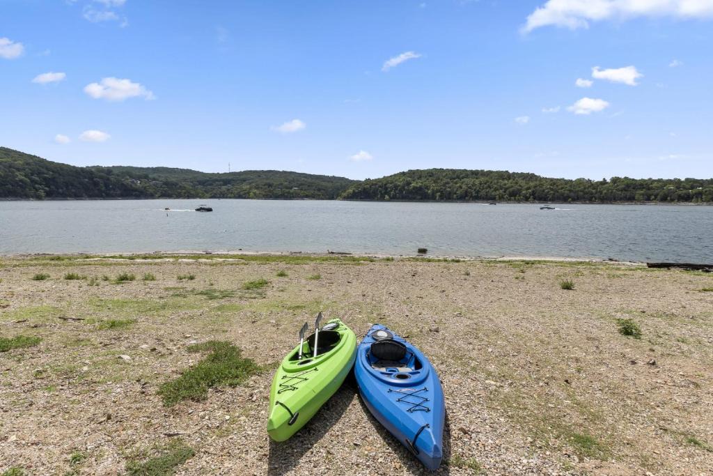 Ridgedale House | 2 Bedroom Lake View Villa - Unit 503