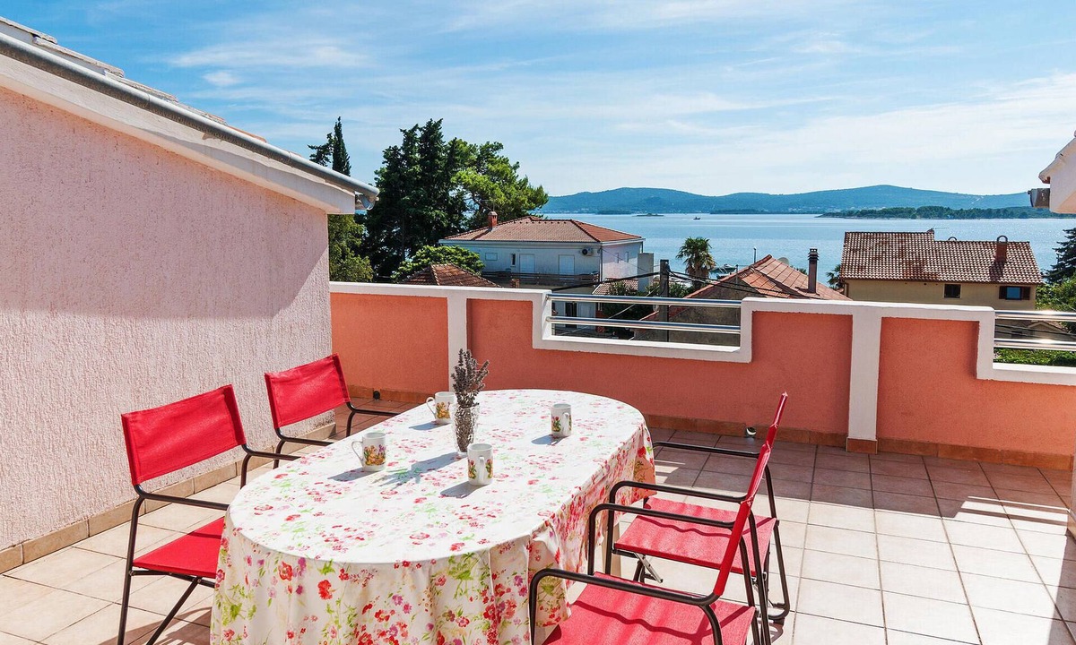Sveti Filip i Jakov Apartment | 2 bedroom lovely apartment in Sv.Filip i Jakov