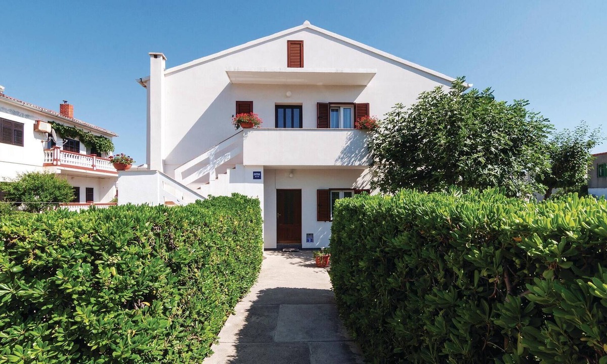 Pag Apartment | 2 bedroom lovely apartment in Pag