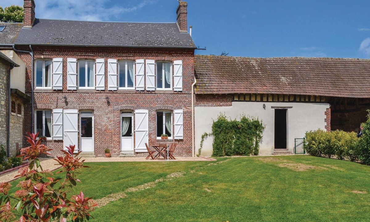 Trie-Chateau House | 2 bedroom lovely home in Trie-Château