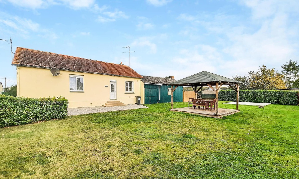 Chelun House | 2 bedroom lovely home in Chelun