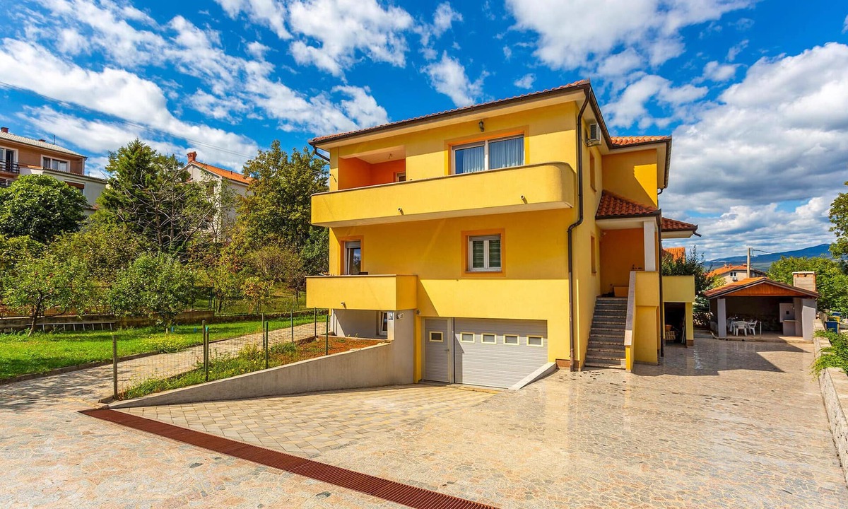 Buzdohanj Apartment | 2 bedroom nice apartment in Cernik