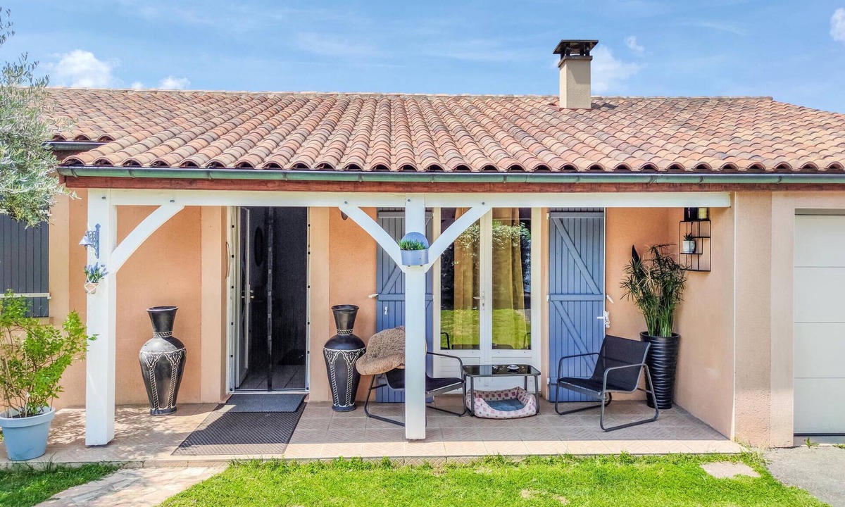 Lachapelle-Auzac House | 2 bedroom nice home in Lachapelle-Auzac