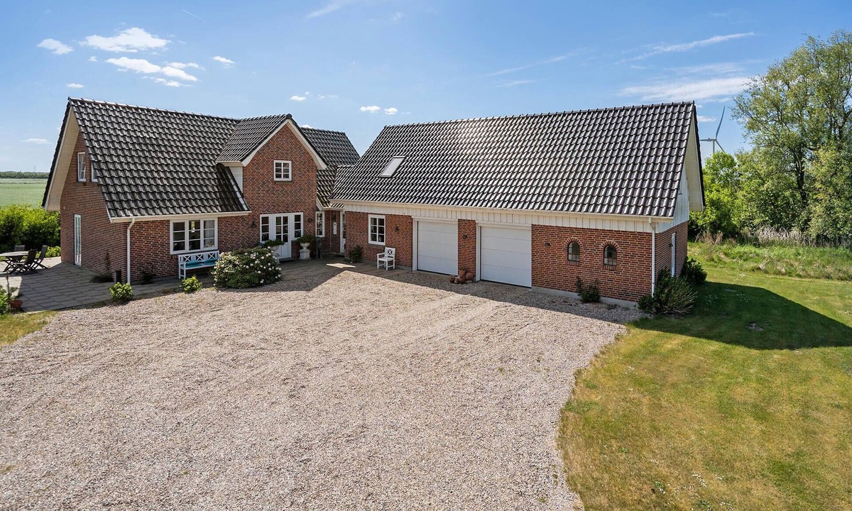 Sonder Bork House | 2 bedroom nice home in Hemmet
