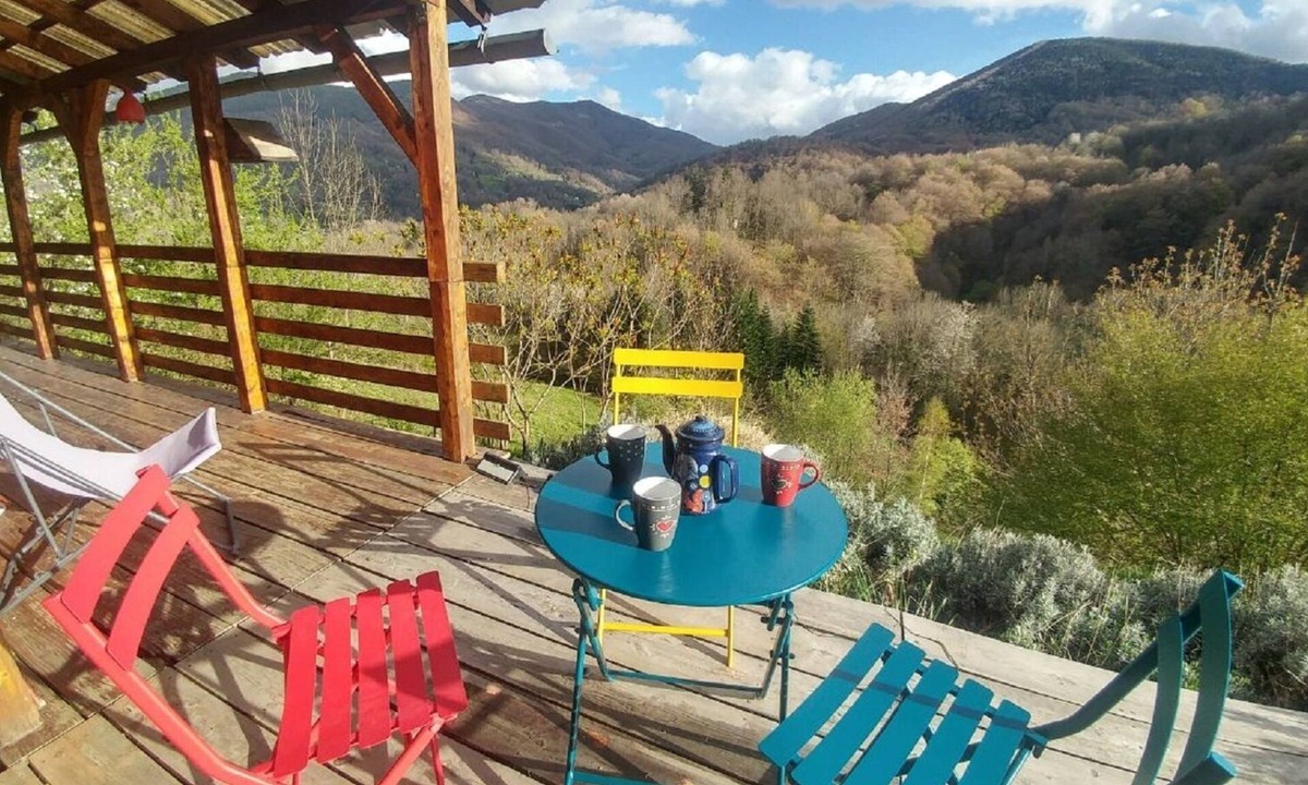 Biert House | 2 Bedroom Private vacation home in Biert