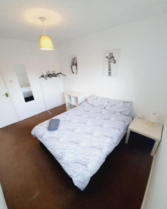 Rayleigh Apartment | 2 Bedroom Rayleigh Apartment