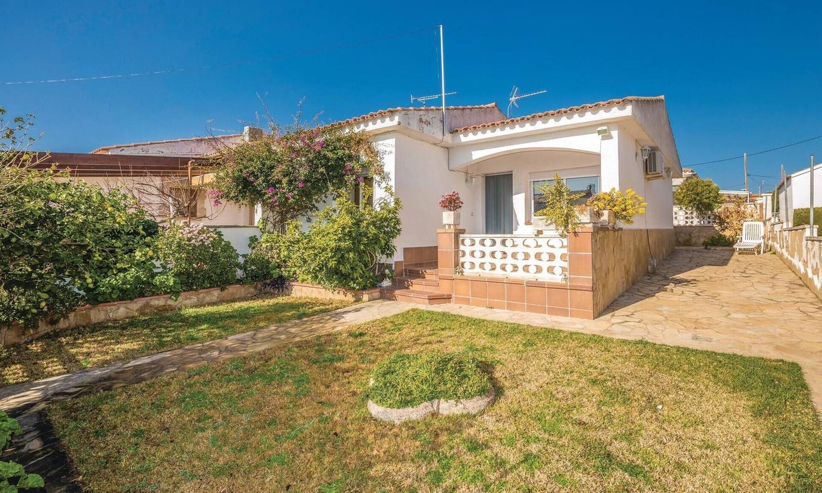 Sant Miquel de Mont-roig House | 2 bedroom stunning home in Miami Playa