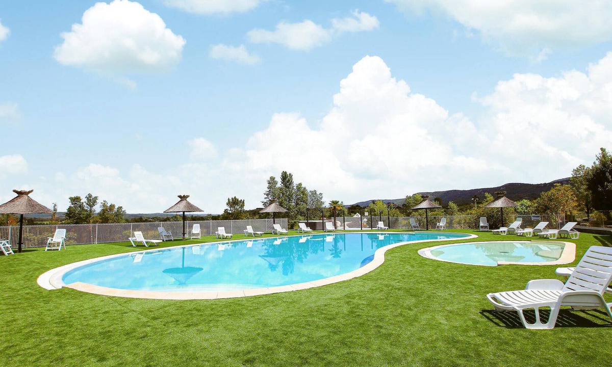 Grospierres House | 2 bedroom stunning home in Grospierres