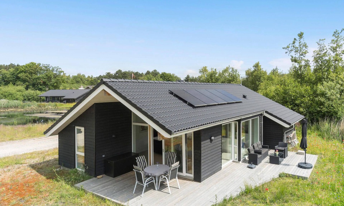 Vibæk Strand House | 2 bedroom stunning home in Ebeltoft