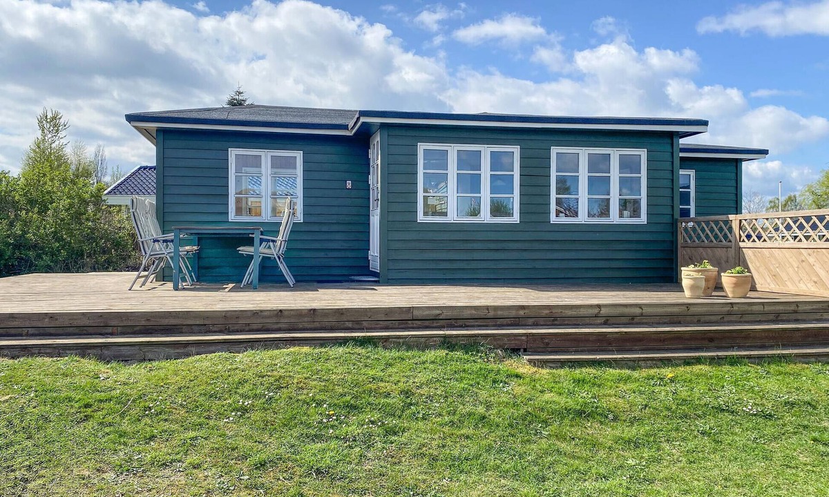 Hvidbjerg Strand House | 2 bedroom stunning home in Børkop