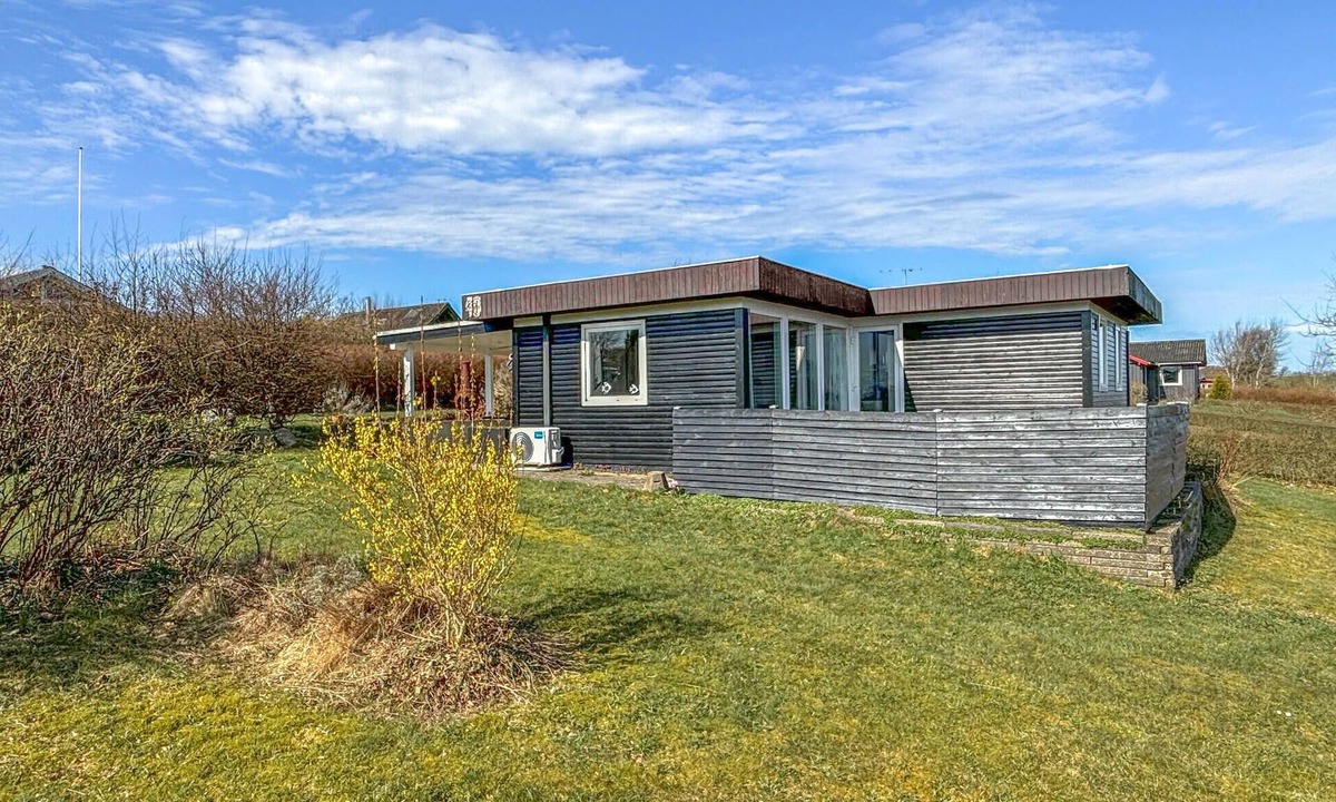 Floutrup House | 2 bedroom stunning home in Roslev