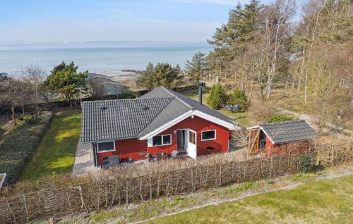 Skødshoved Strand House | 2 Bedroom Stunning Home In Knebel