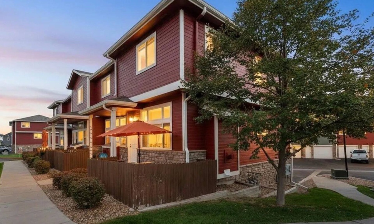 Dupont House | 2-bedroom townhome in charming Brighton near Airport