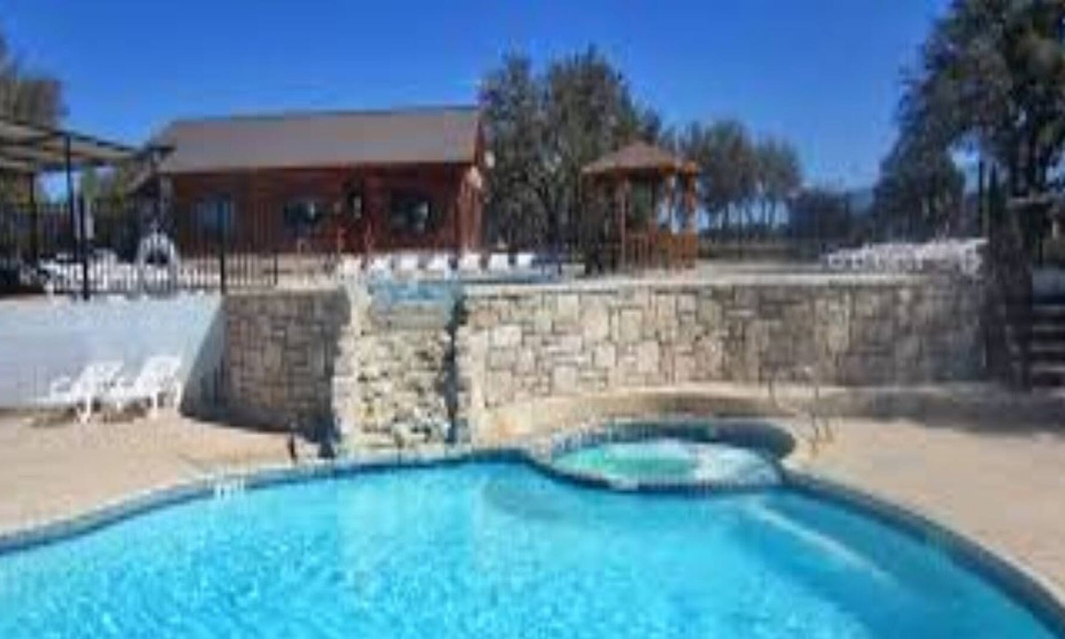 Bandera Condo | 2 Bedroom Villa at The Bandera Homestead!