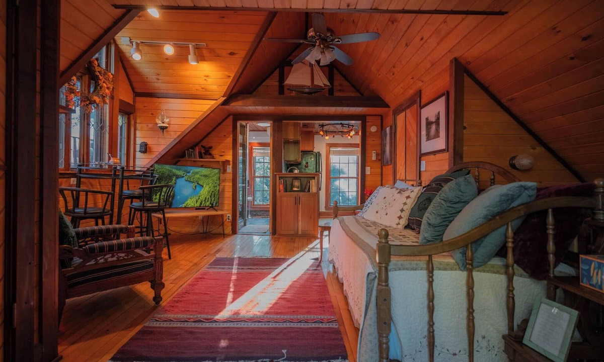Bayport Apartment | 2 Bedroom Vrbo with Rooftop