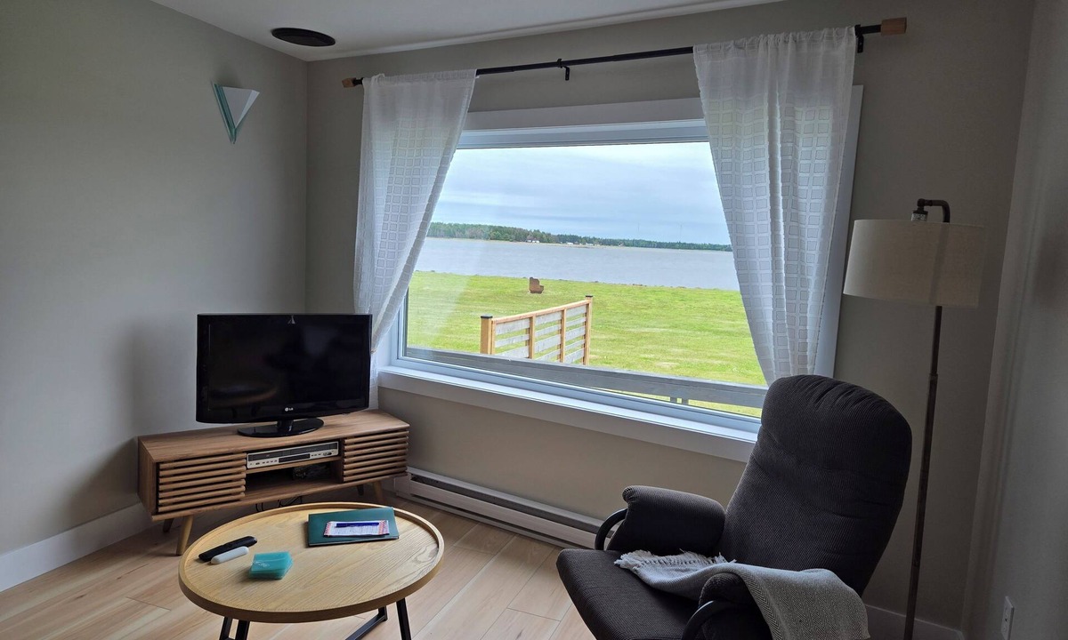Richibucto House | 2-bedroom Waterfront paradise
