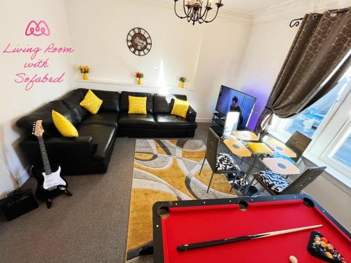 Kelty Apartment | 2 Bedrooms Entire Apartment Self Check in