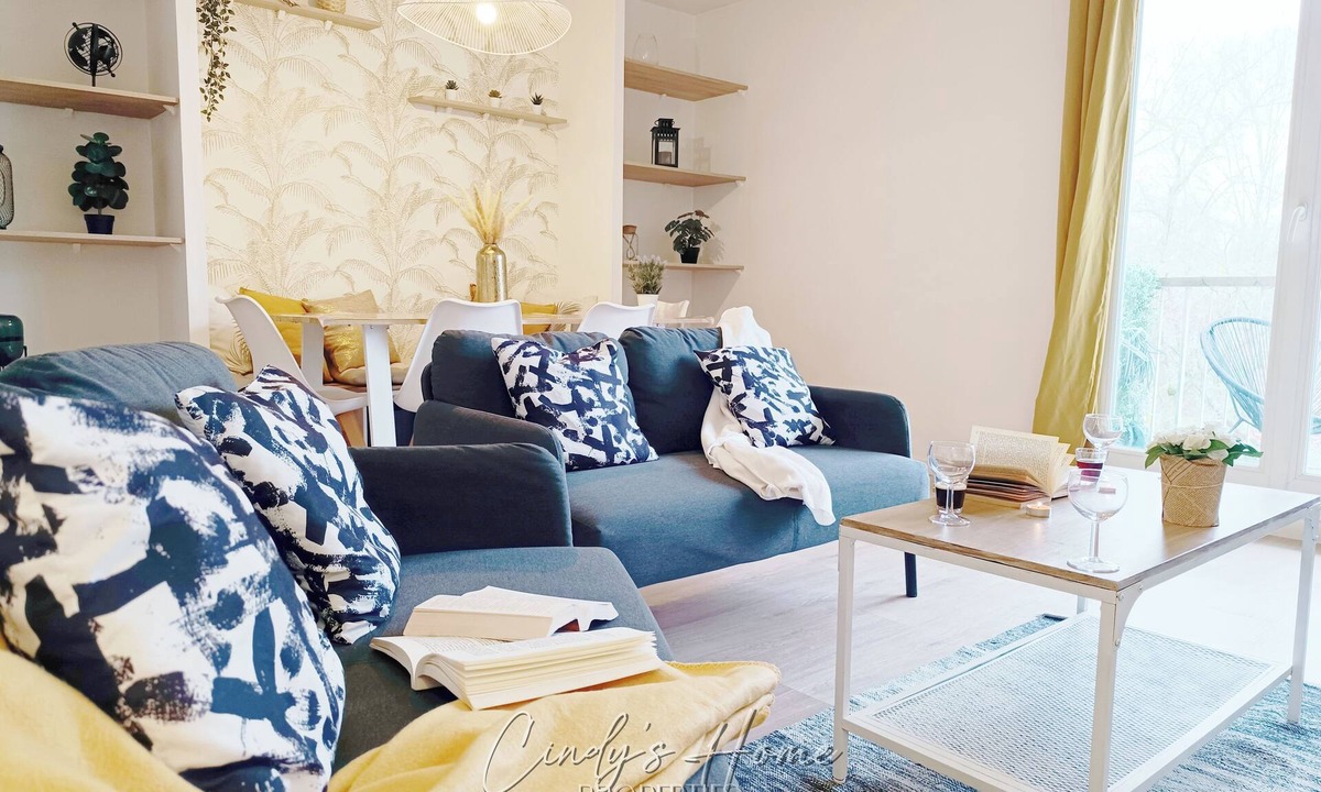 Plaisir Apartment | 2 Bedrooms, Parking & Balcony/Quiet Residence