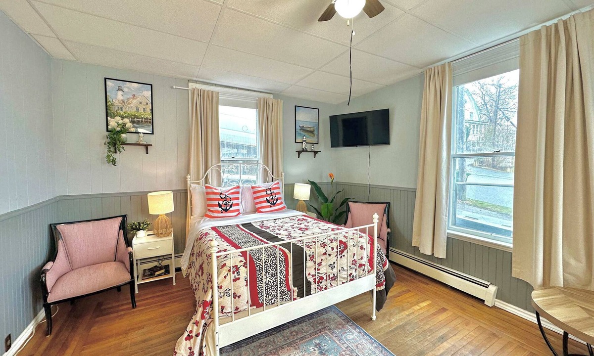 Bridgewater Apartment | 2 Beds Spring Retreat near the LaHave River