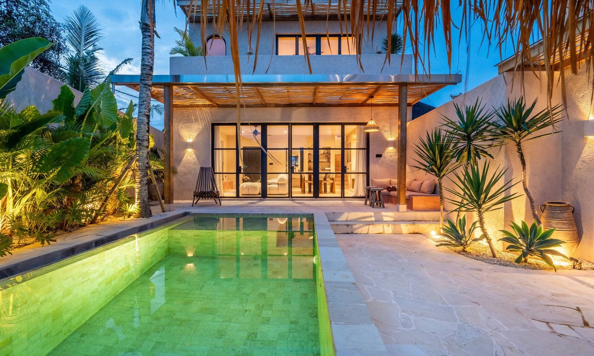 Tumbak Bayuh Villa | 2 BR Boho Chic Villa in Pererenan