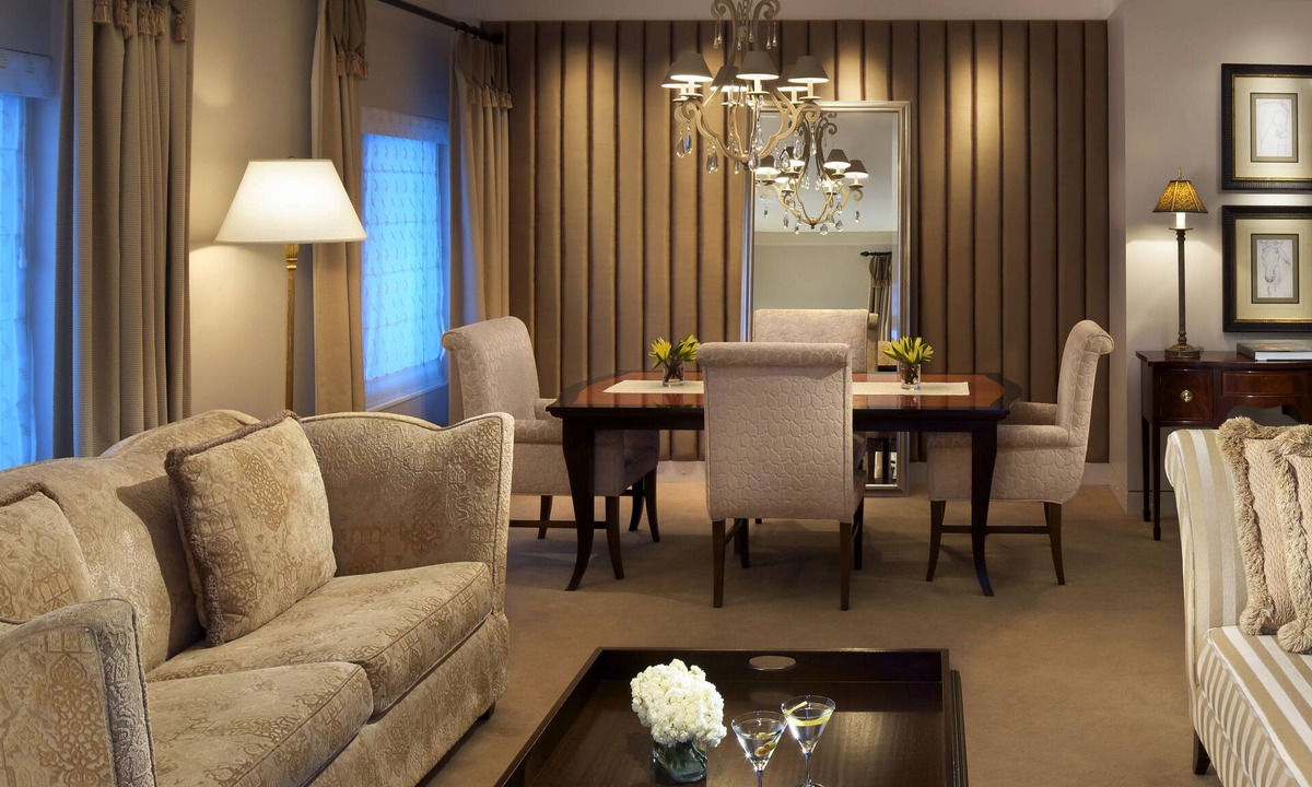 Union Square Hotel | 2 Connecting Suites at a 5⭐️ Hotel